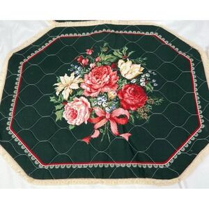 Vintage Quilted Floral Placemats Set of 4 Green Red‎ Cottagecore Holiday Roses